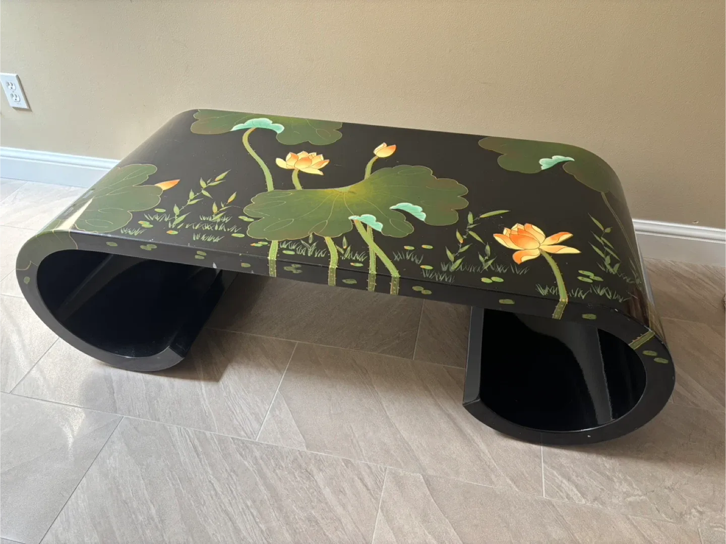 🥕Black Lotus Coffee Table thumbnail