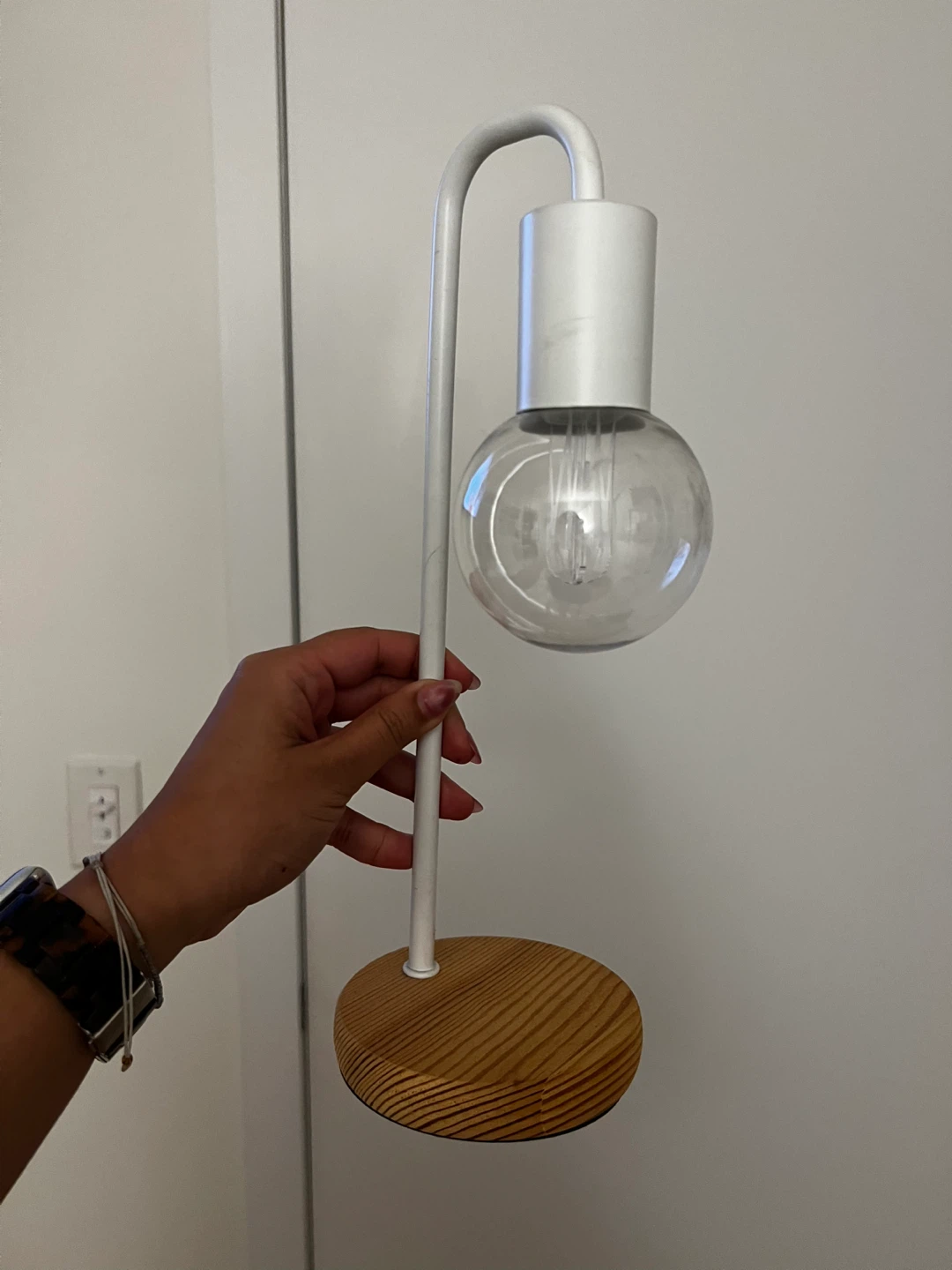 Modern Globe Table Lamp - White & Wood