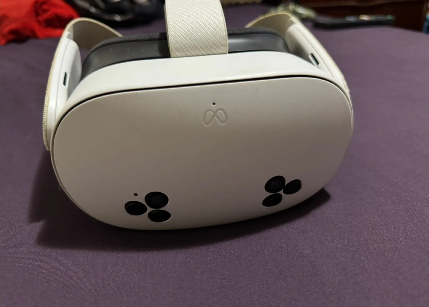 Meta Quest 3S 128gb VR Headset Like New image indicator(2)