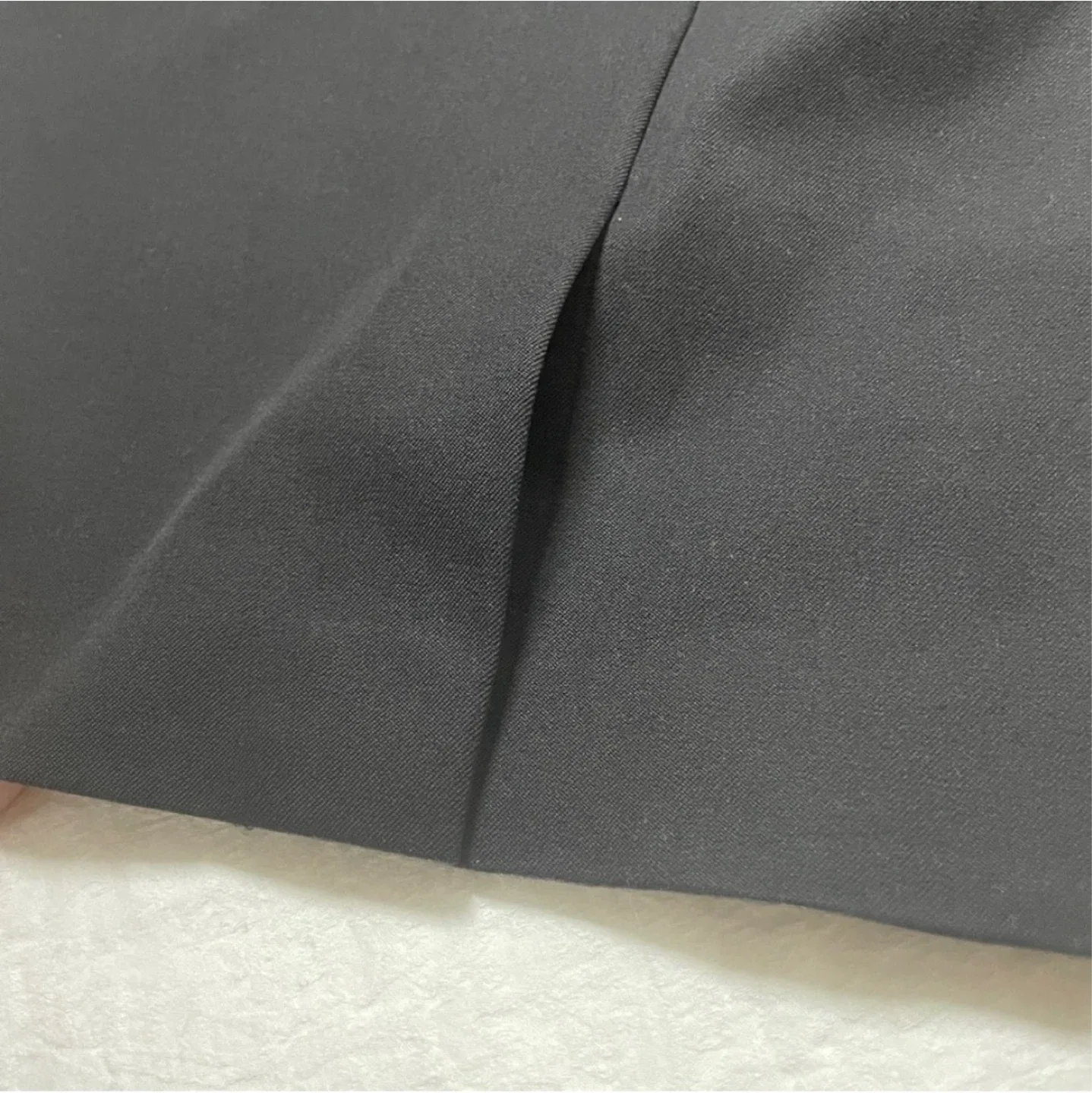 NEW WITH TAG Banana Republic black halter dress size 0 image indicator(8)