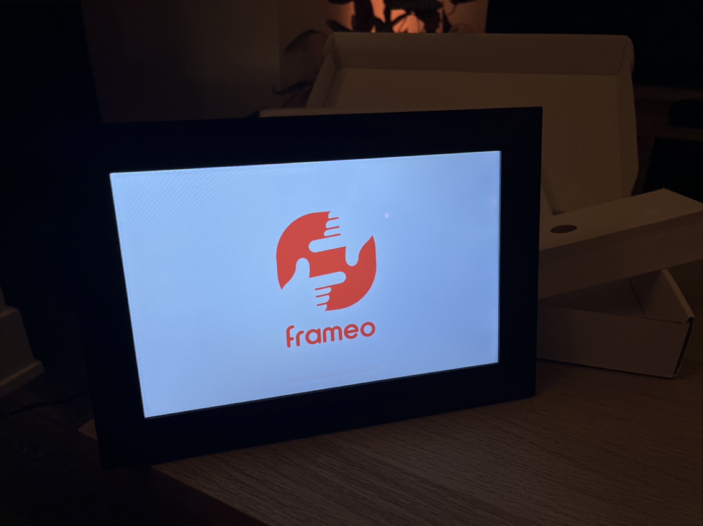 Frameo Digital Picture Frame - Like New! - photo 3
