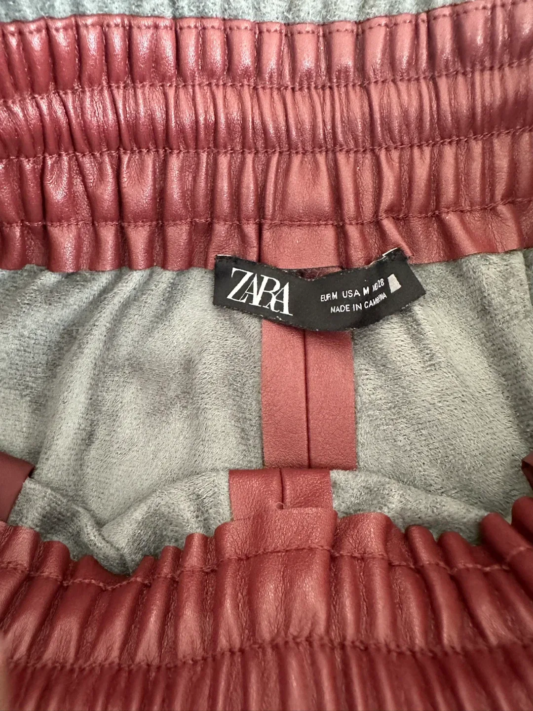 Zara Faux Leather Shorts - Size M image indicator(3)