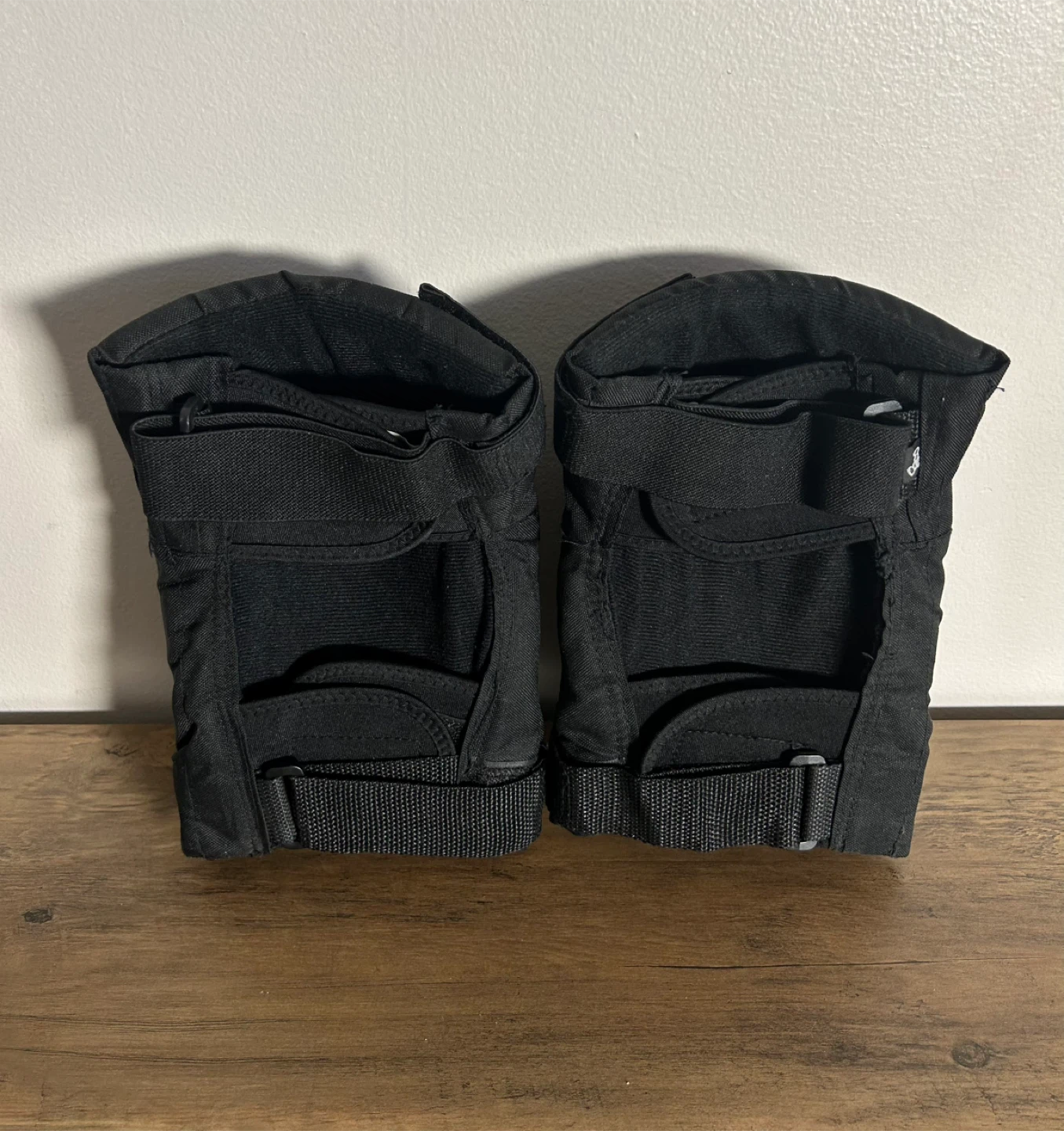 Skateboarding Knee Pads - Act Before Its Gone! - photo 3