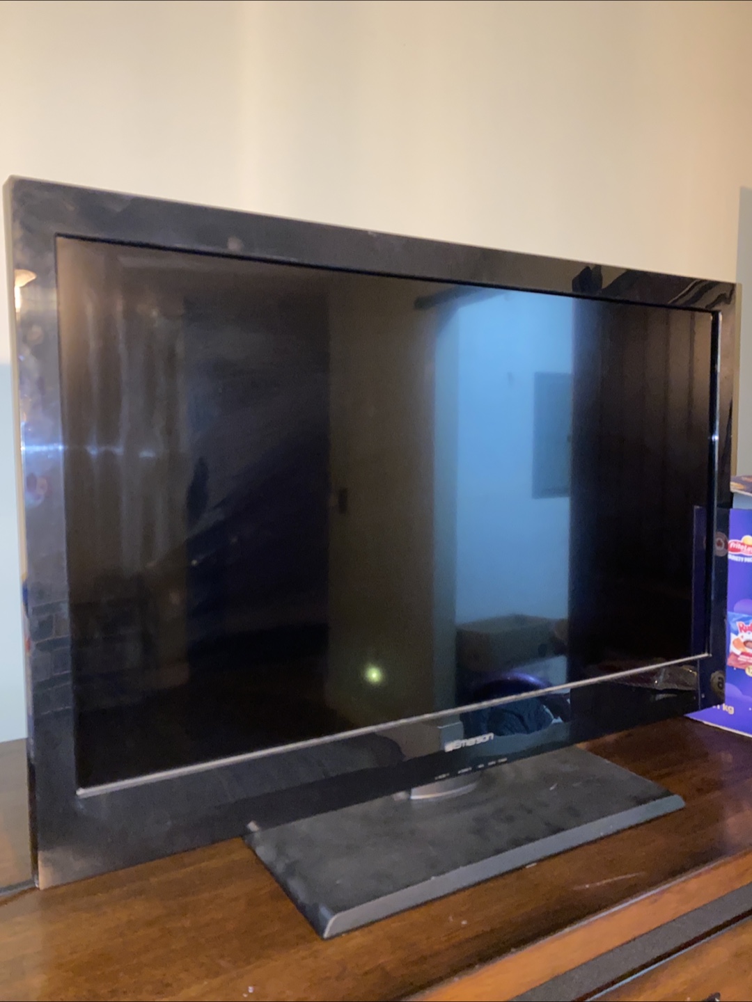 Emerson TV