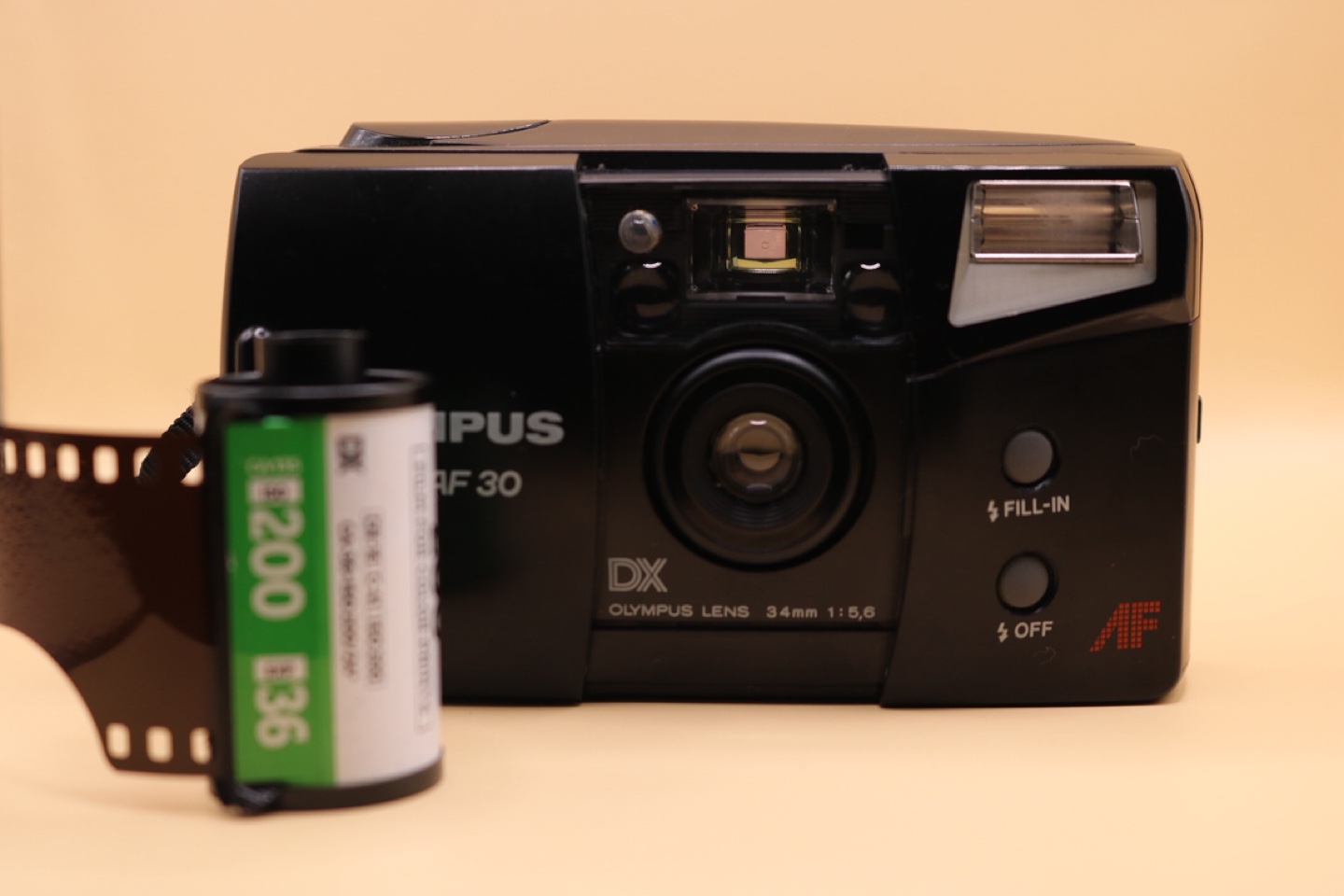 Olympus Film Camera - photo 3