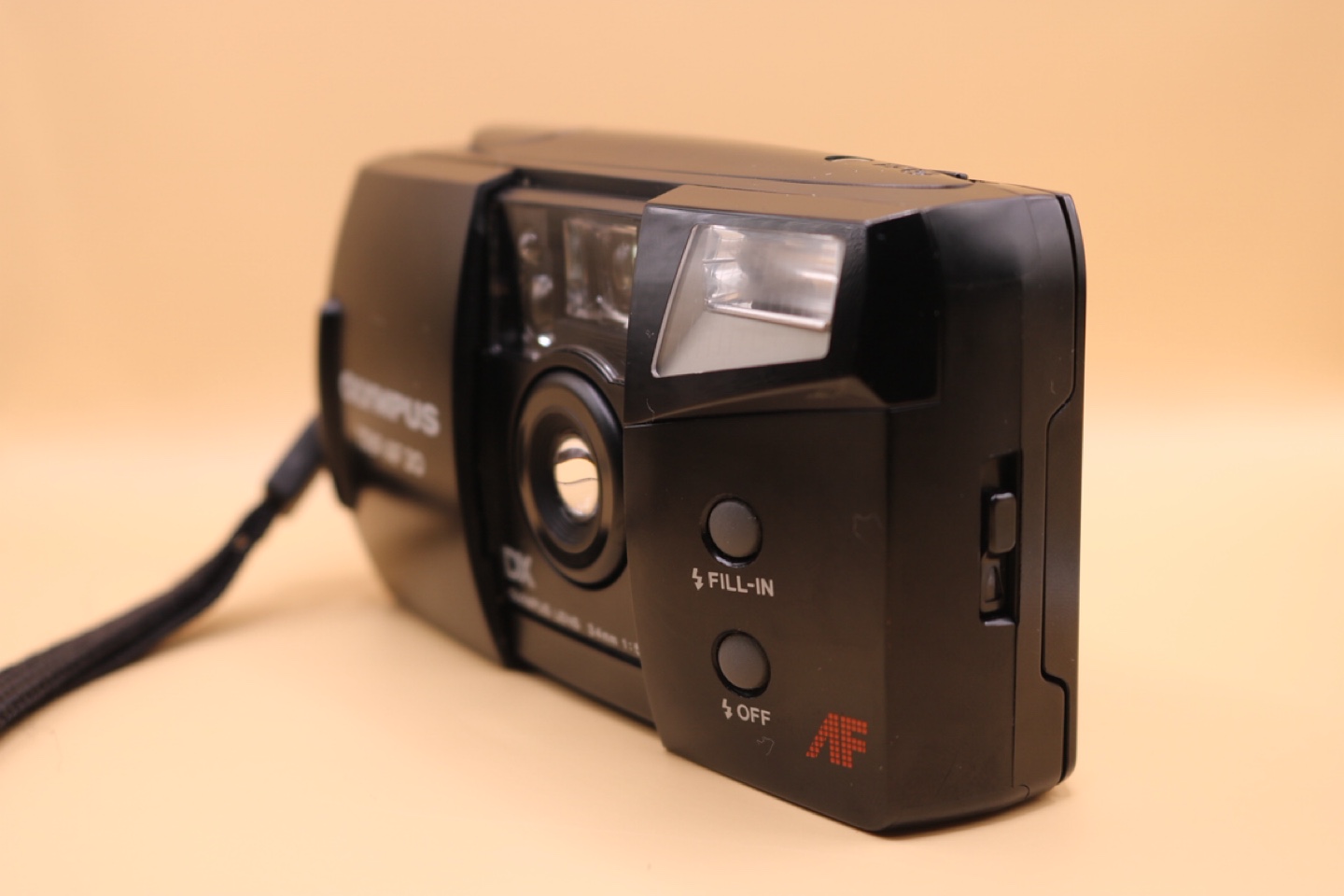 Olympus Film Camera - photo 4