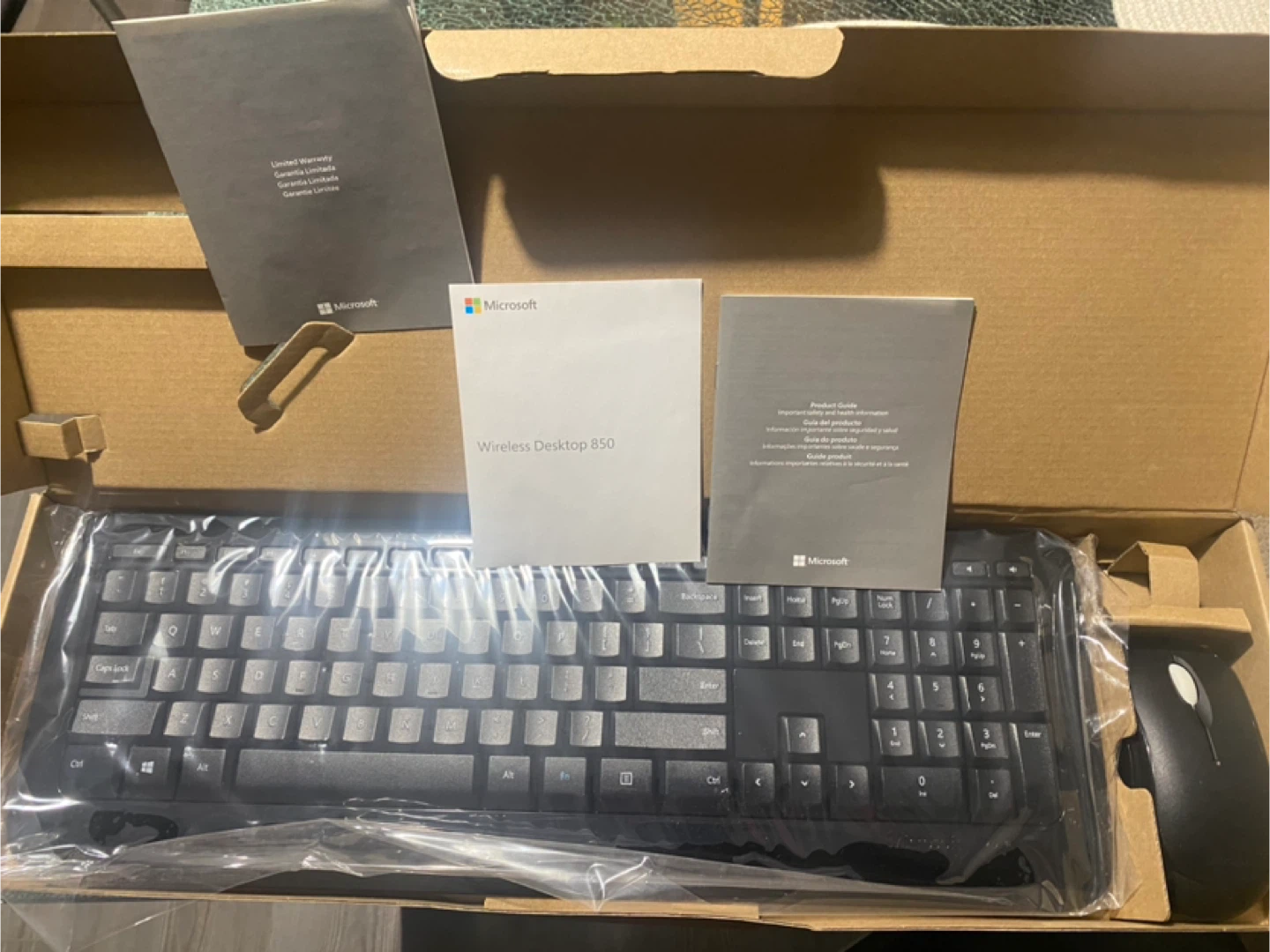 New Microsoft Wireless Keyboard + mouse⌨️🖱️🥕