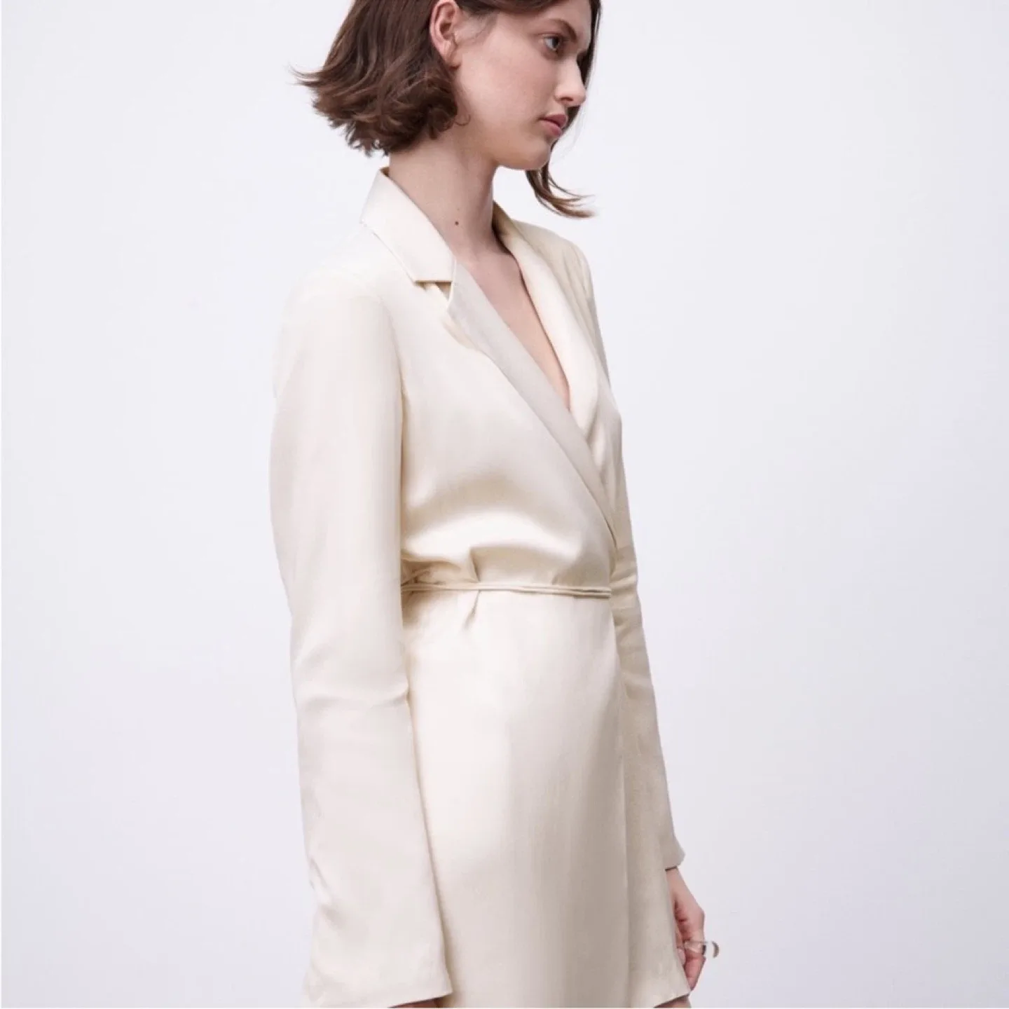 NEW WITH TAG Zara satin wrap dress Small image indicator(4)