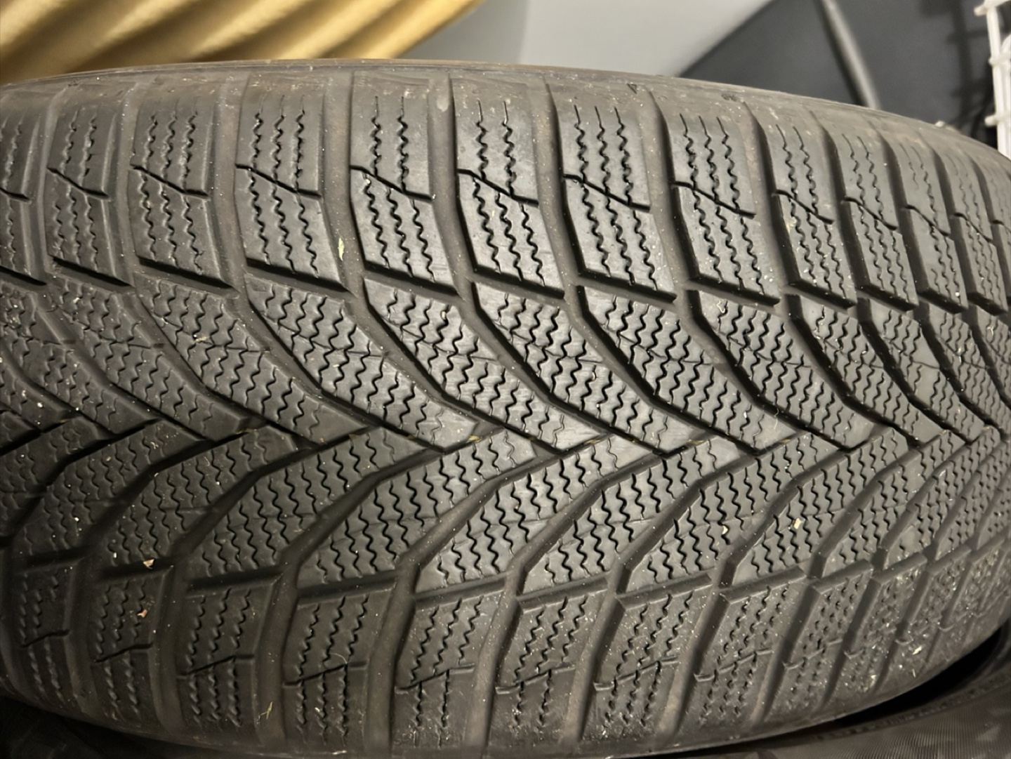 Nexen WinGuard WinSpike 3 235/55R19 Tire - photo 5