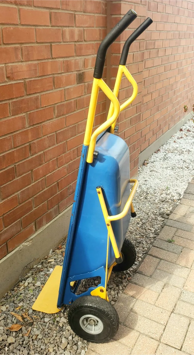 Blue & Yellow Wheelbarrow image indicator(3)