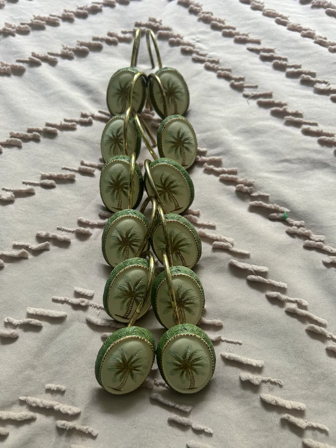 Set of 12 Palm Tree Curtain Hooks image indicator(2)