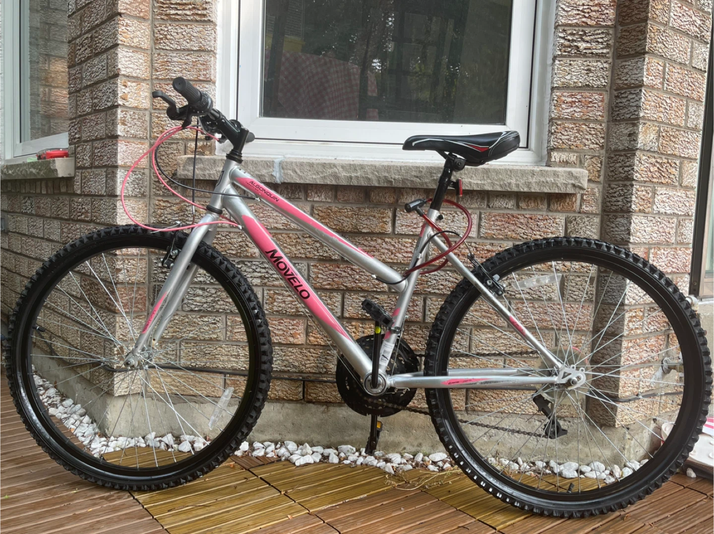 26 Movelo Algonquin Trail Rated Bike - Silver & Pink
