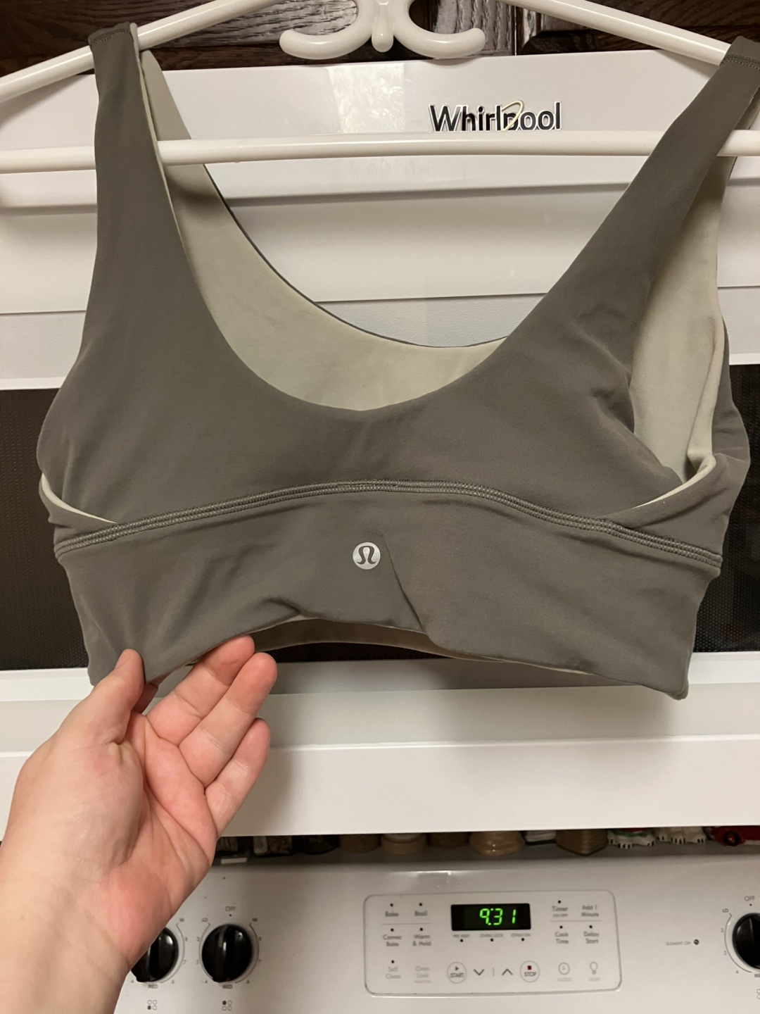 Lululemon Bra Size 10 - photo 2