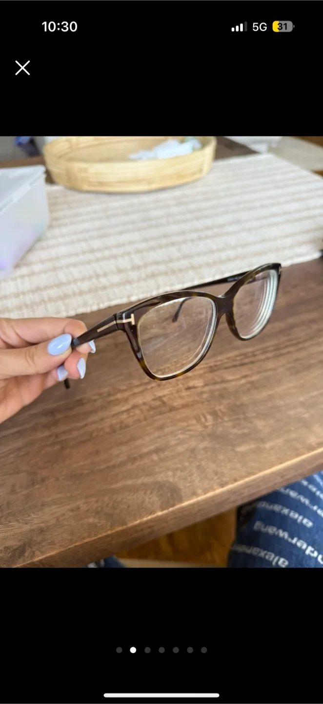 Tom Ford Eyeglasses image indicator(2)