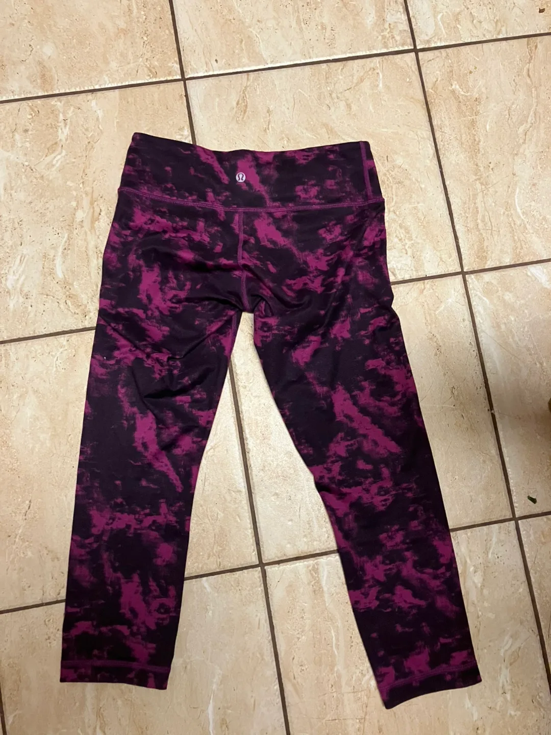 Lululemon Purple Leggings - Size 6 image indicator(2)
