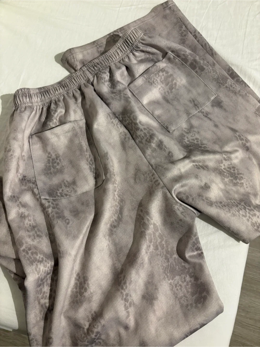 Grey wide leg sweatPants - Size L image indicator(3)