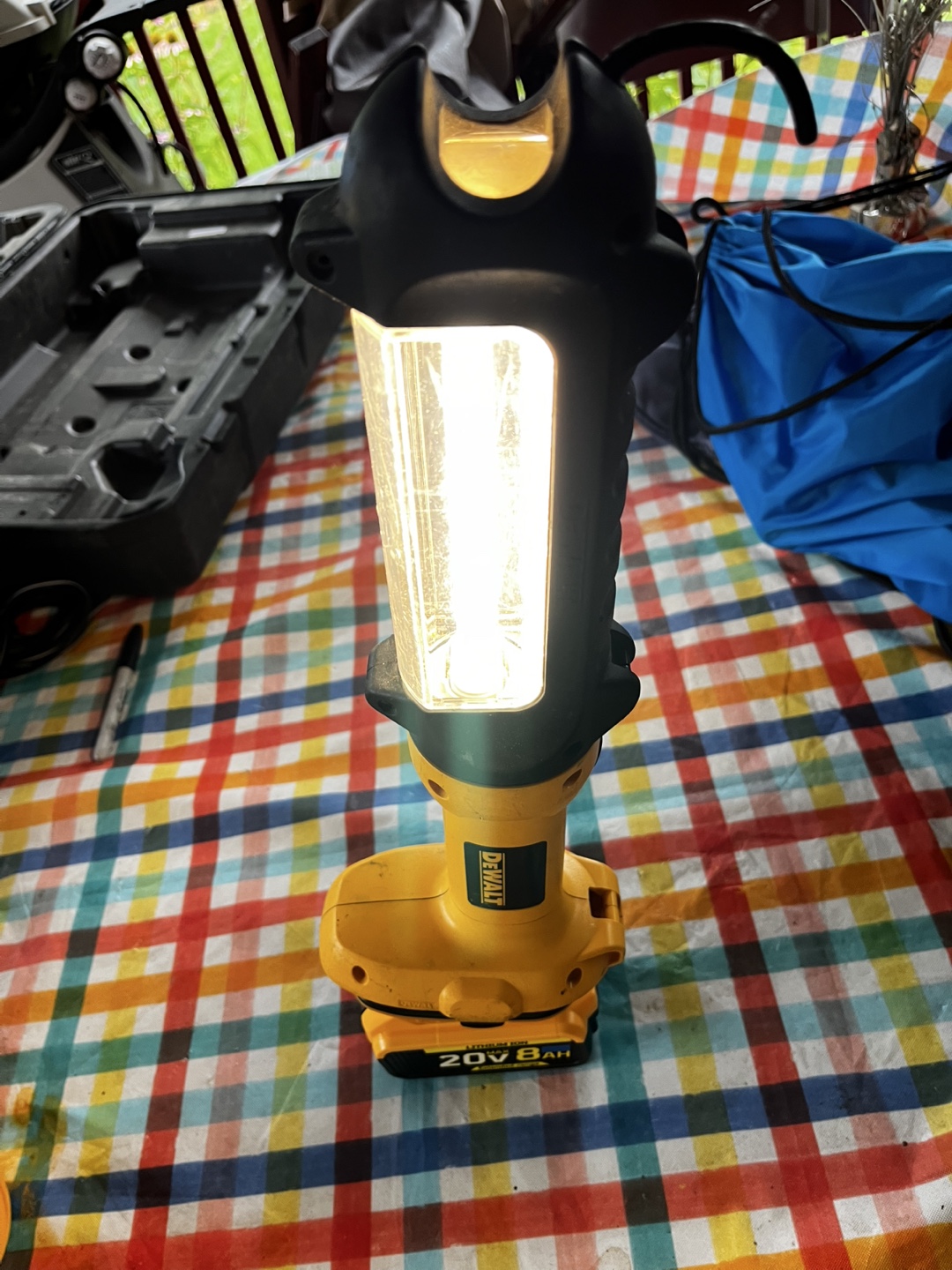 3 Dewalt lights all work great new battery and adpter - photo 2