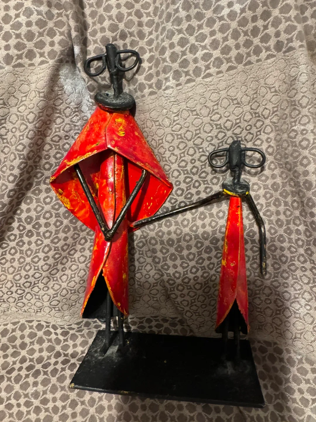Metal African Figurines - Red & Black thumbnail