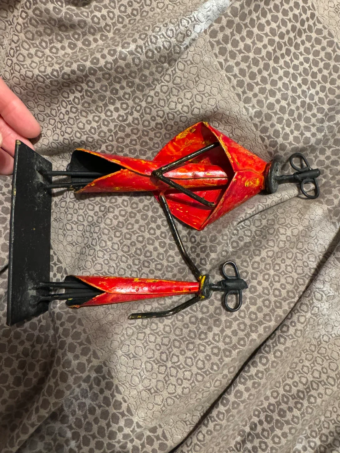 Metal African Figurines - Red & Black image indicator(3)