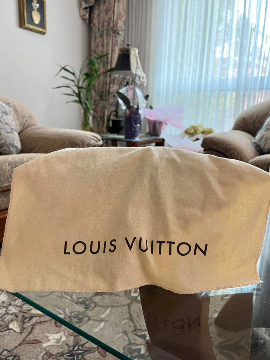 LV Alma BB Black Epi - photo 4