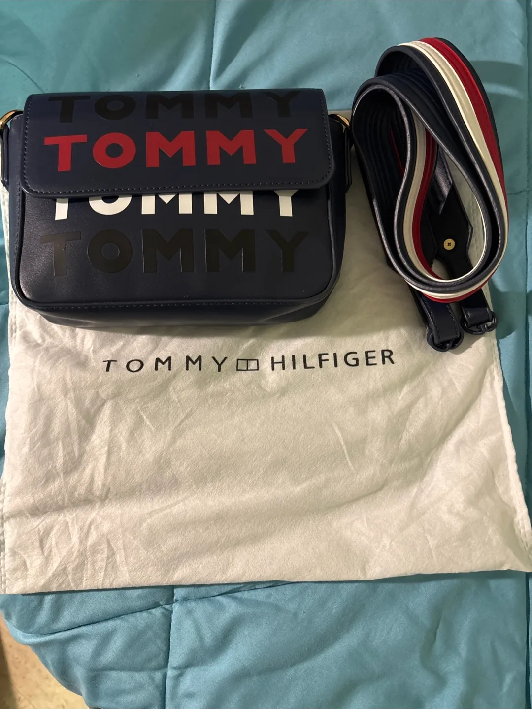 Tommy Hilfiger Crossbody Bag - Navy🥕 thumbnail