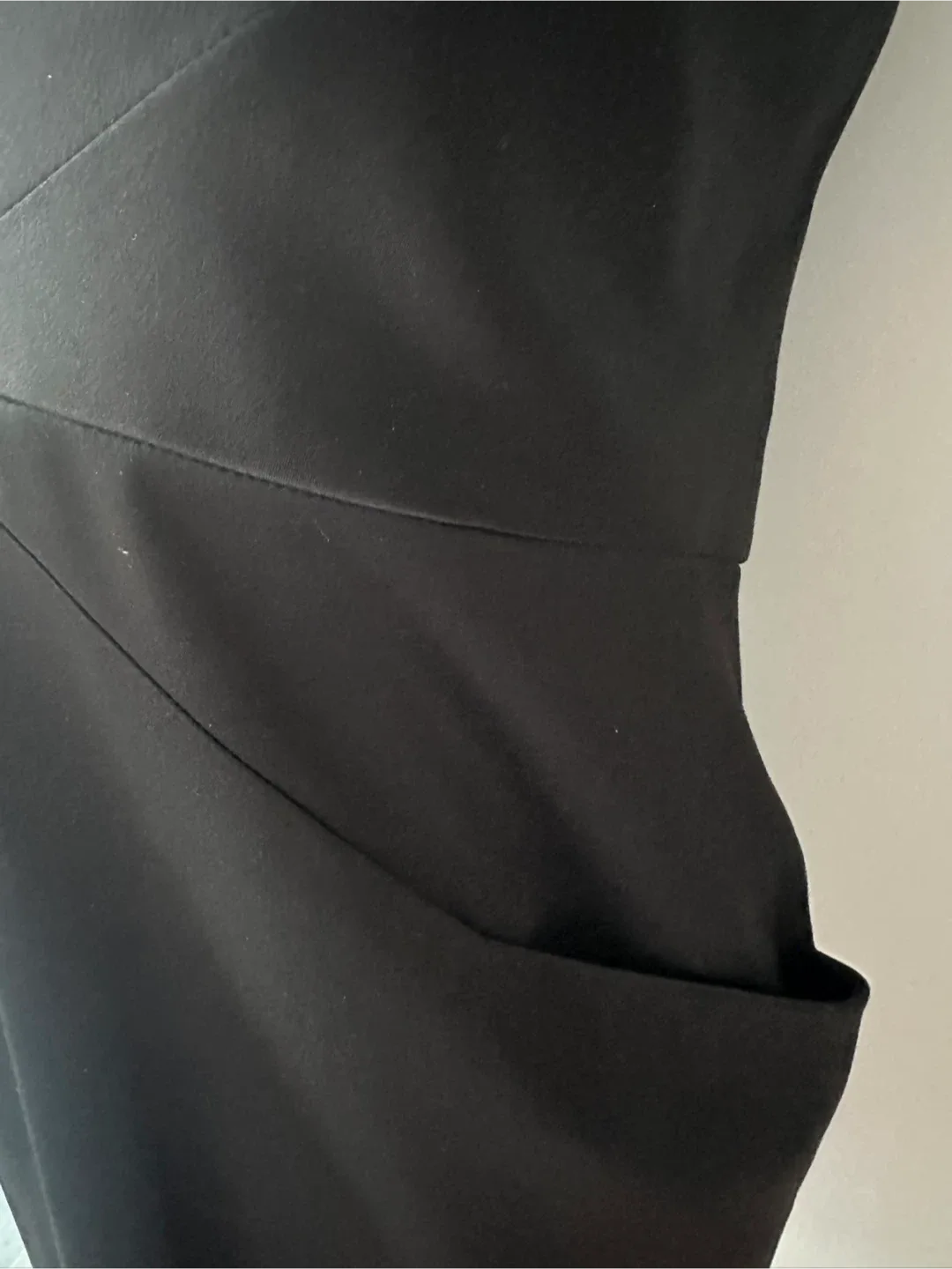 Black Strapless Dress image indicator(4)