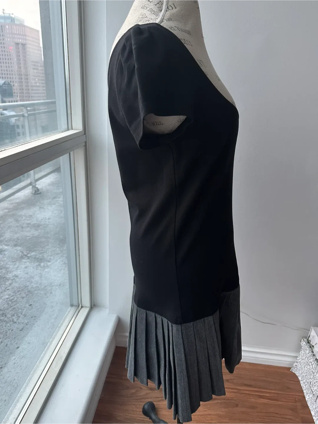 Theory Black & Grey Pleated Dress image indicator(3)