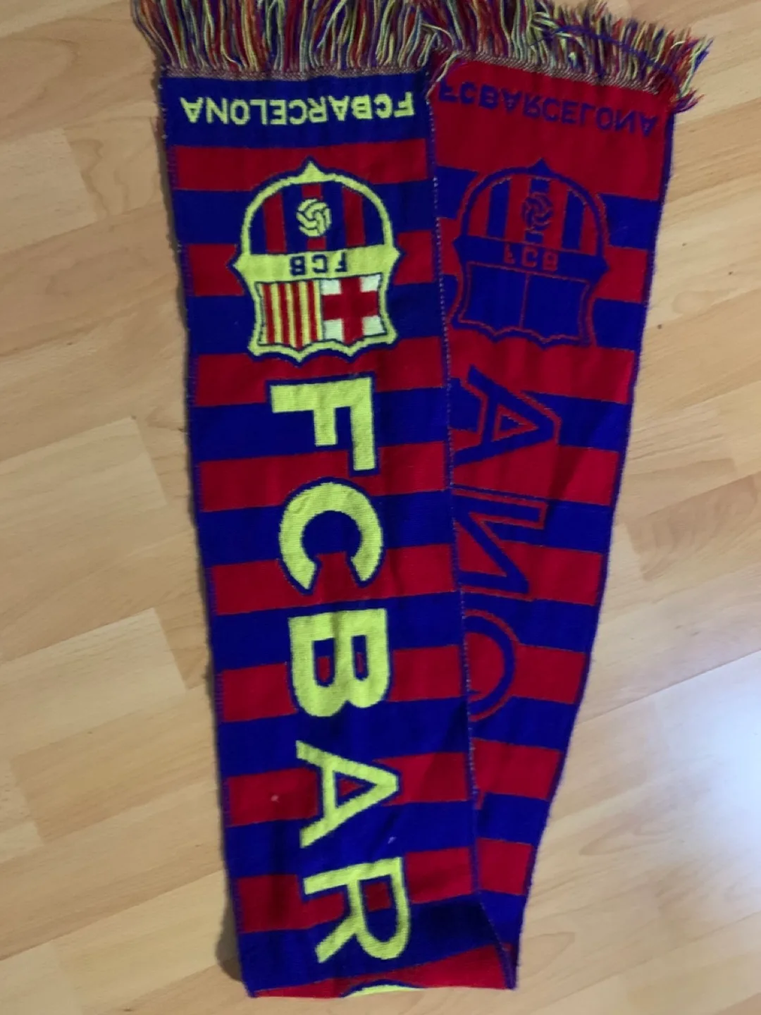 Beautiful neck sports scarf good condition sale $50