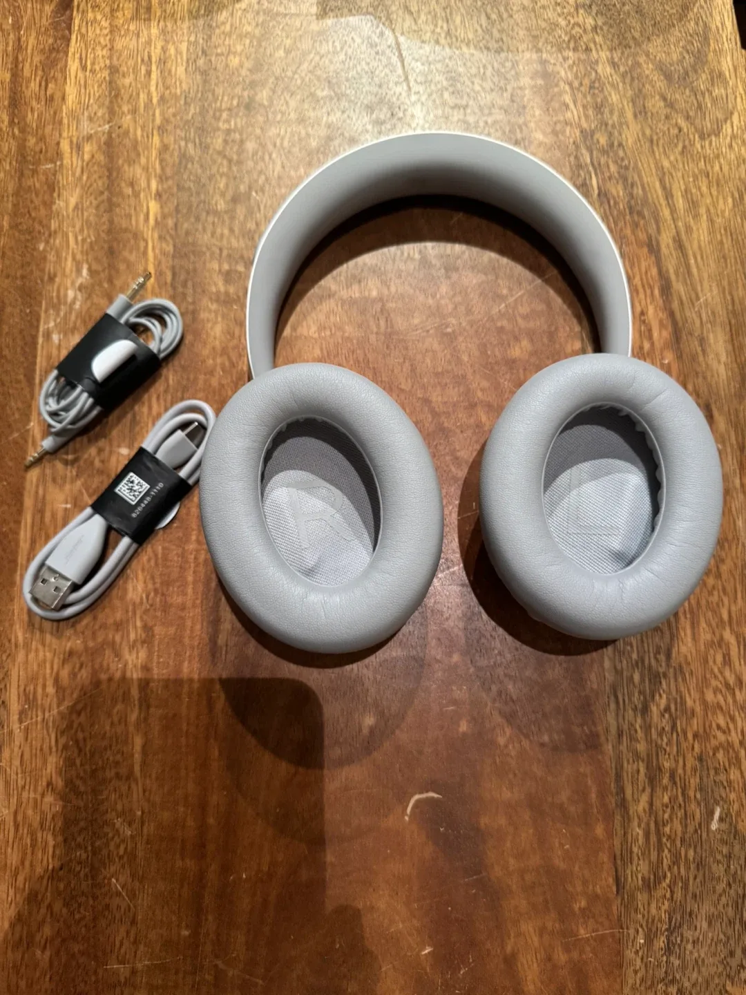 Bose Noise Cancelling Headphones NC700 - Silver image indicator(3)