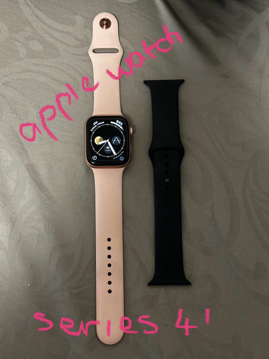Apple watch series 4 - 44mm in rose gold