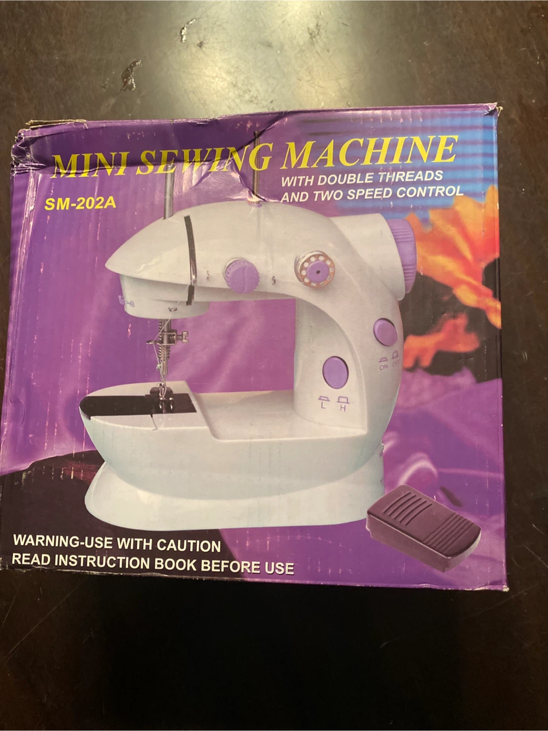 Mini Sewing Machine SM-202A