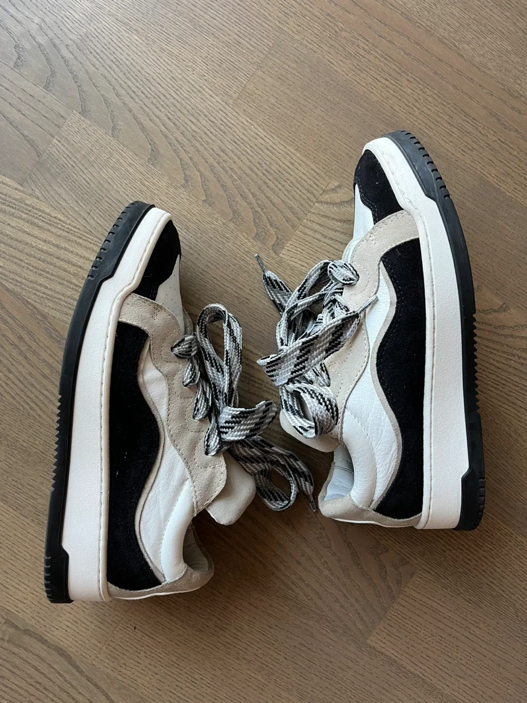 Mimosa Couture Sneakers - Size 38 image indicator(6)