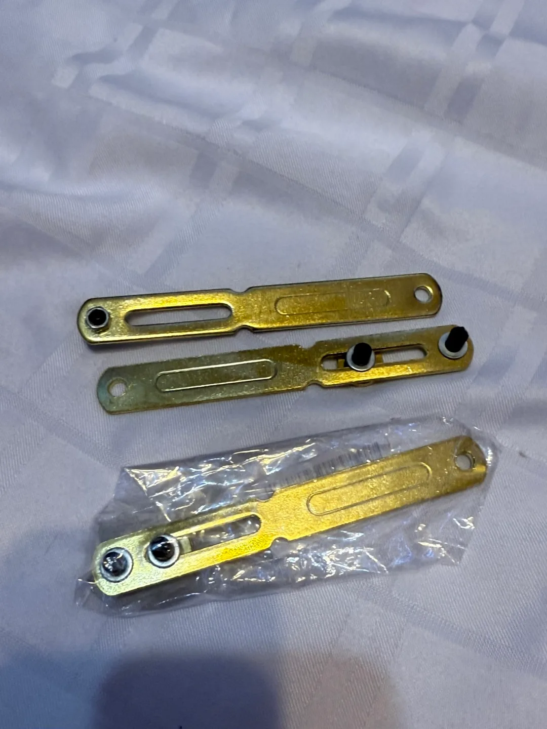 Amazon Re-Sell - Hardware image indicator(2)