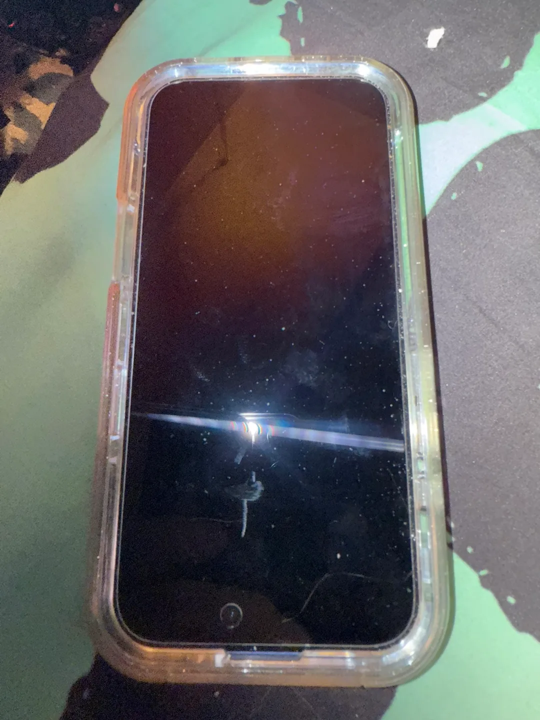 iPhone 16 128GB with Case thumbnail