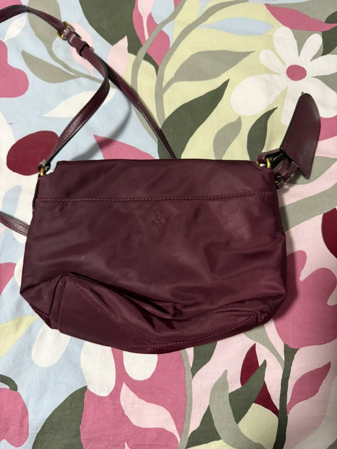 Marc by Marc Jacobs Burgundy Crossbody Bag image indicator(2)
