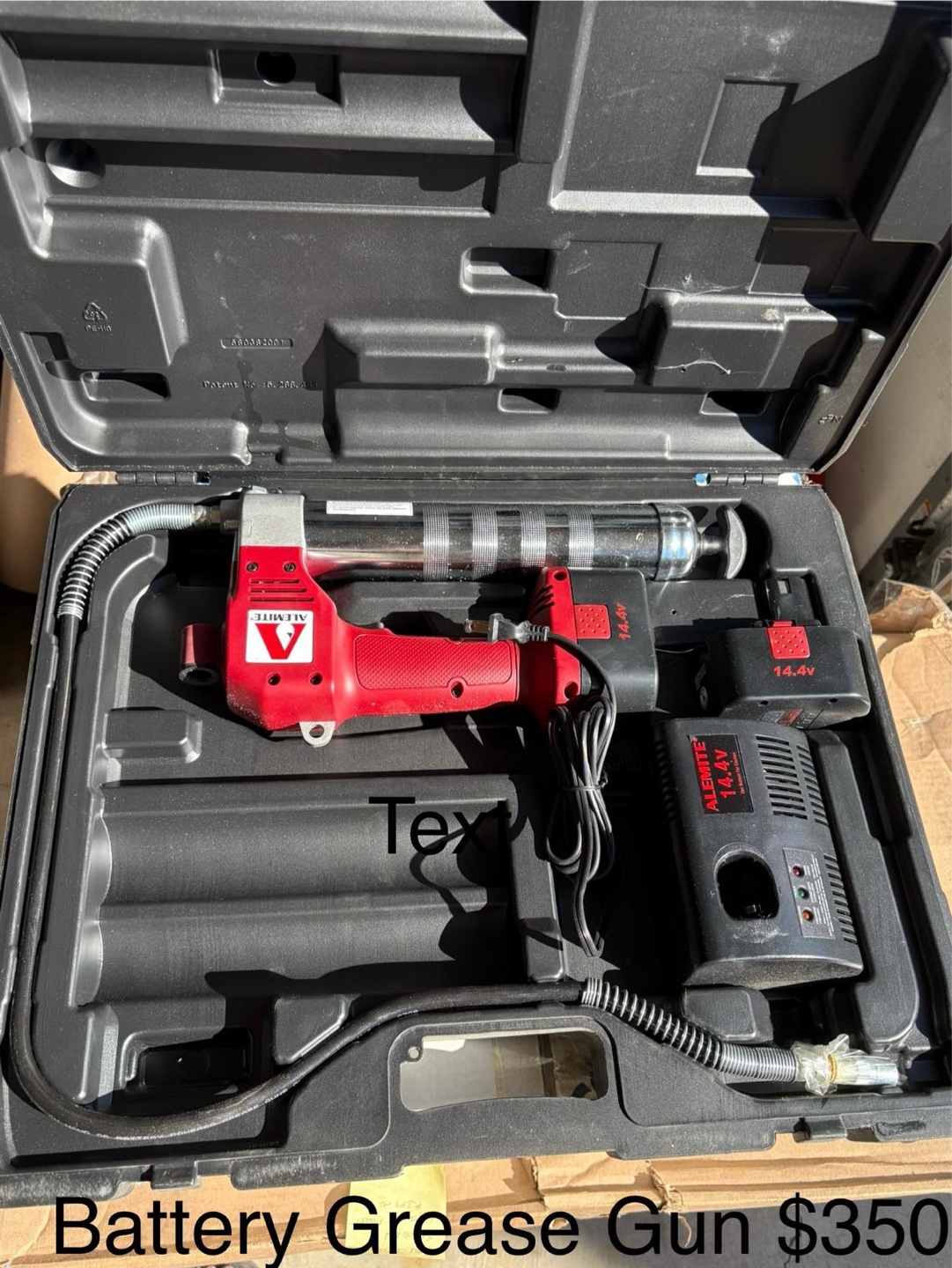 New Alemite Battery Grease Gun Kit