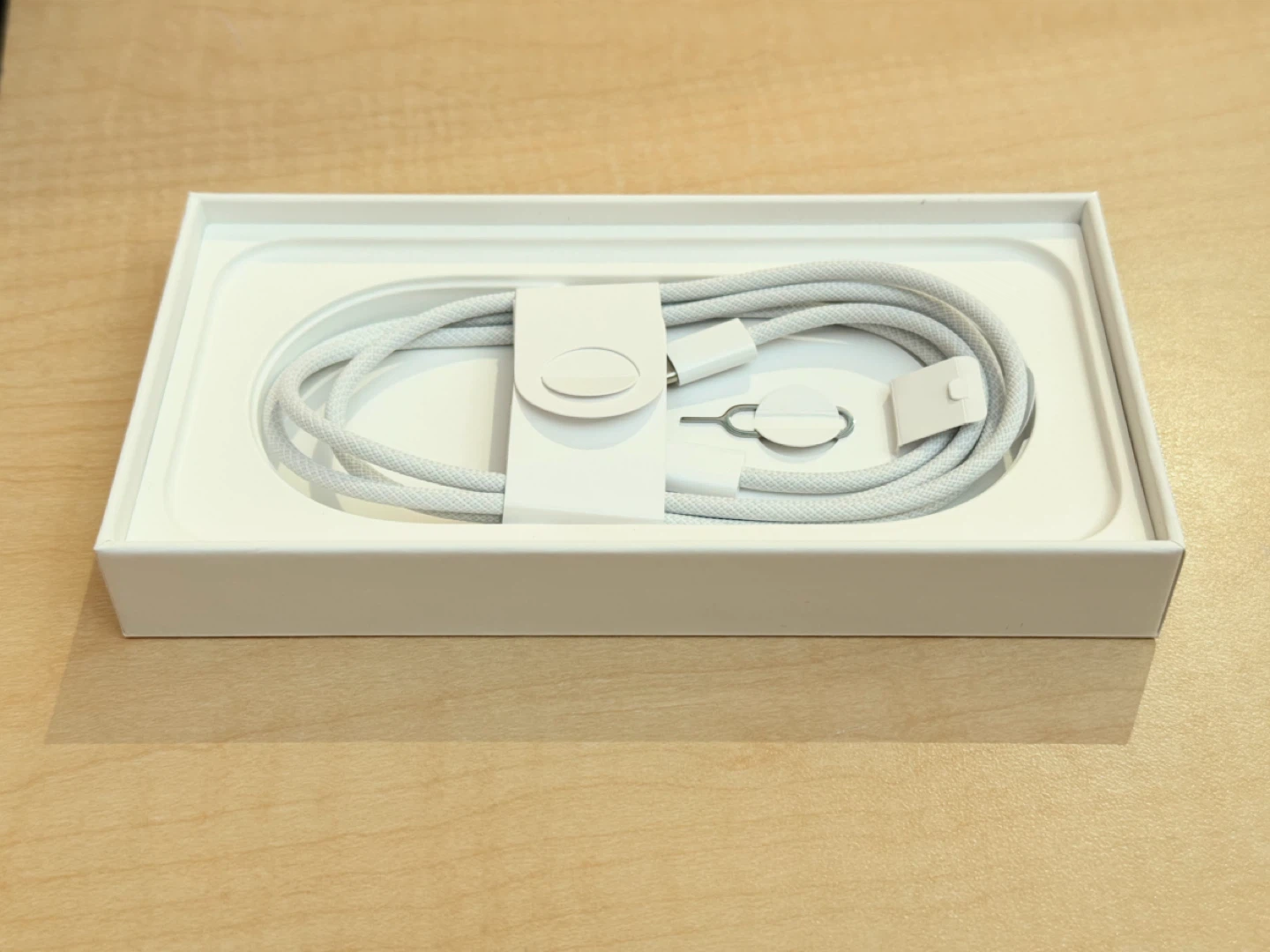 iPhone 16 Pro - 256GB - White Titanium - photo 5