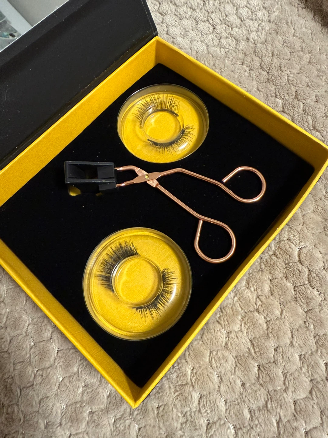 Magnetic Eyelash Set - Brand New!
