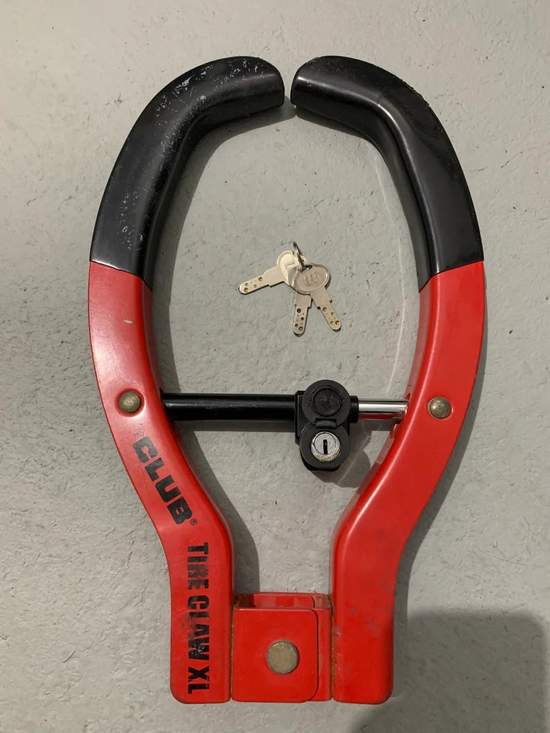 The Club Tire Claw XL 🥕 thumbnail