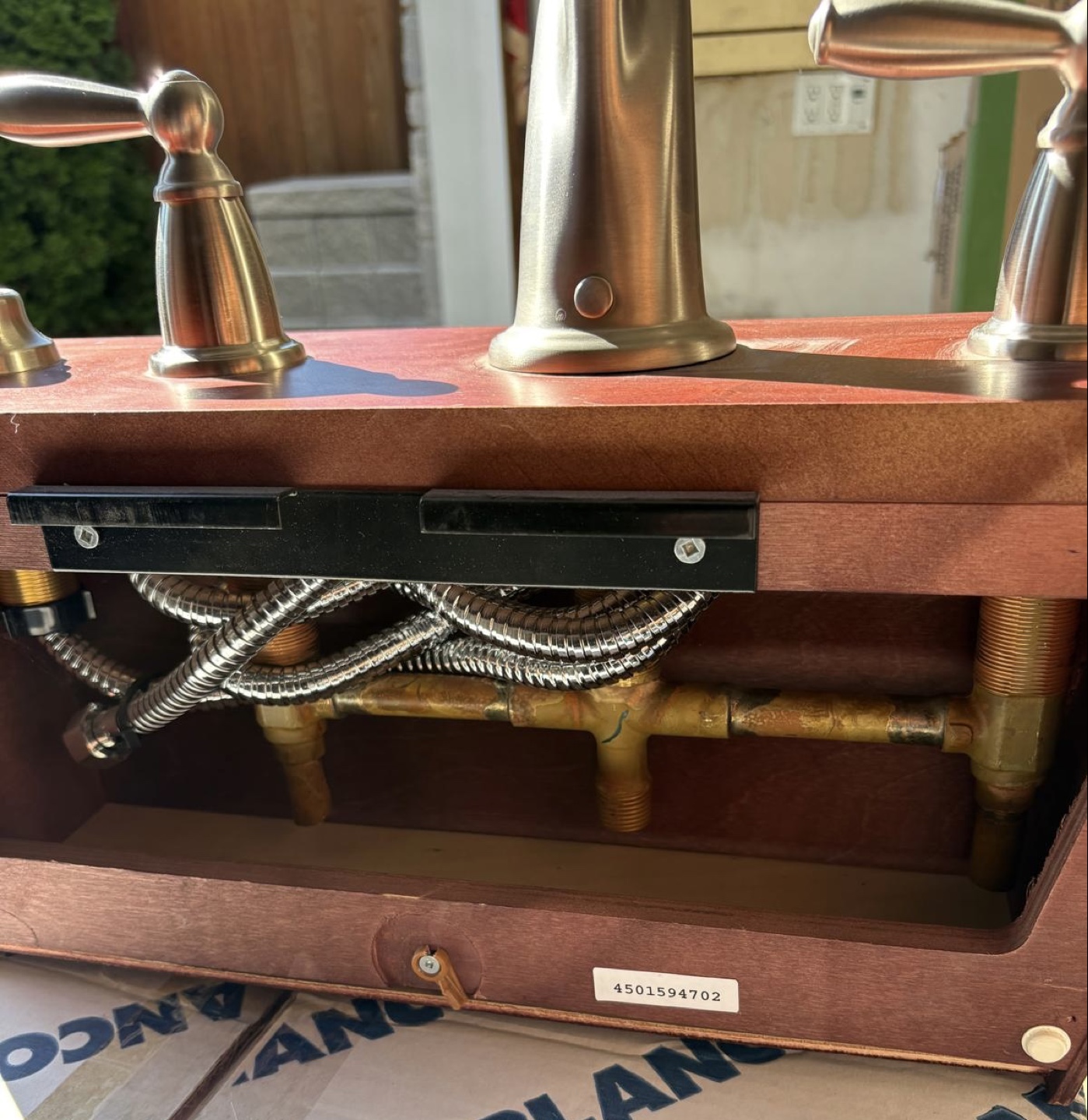 New Display model Moen Brantford Roman Tub Faucet - photo 2