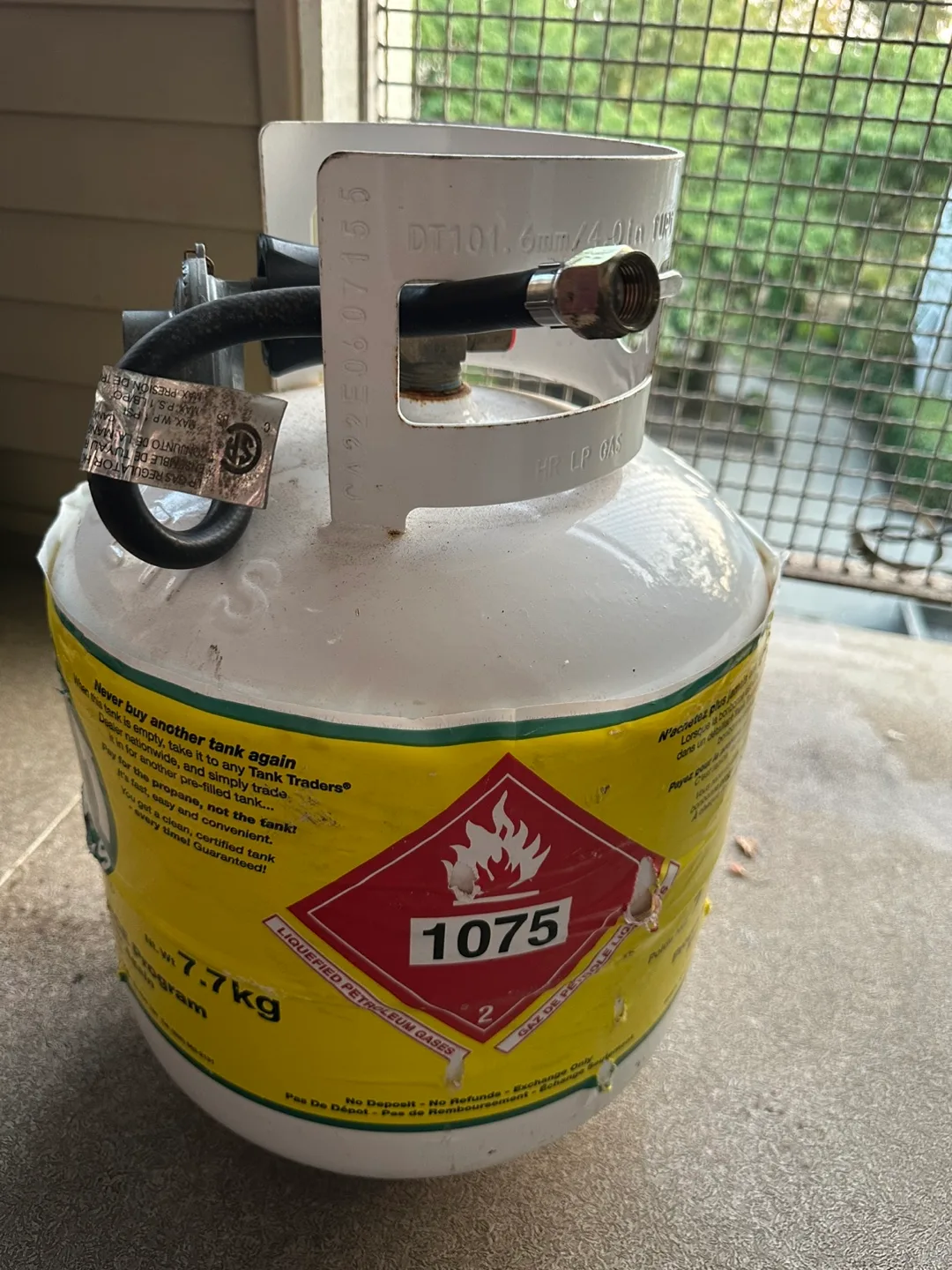 Tank Trader Propane Tank with hose thumbnail
