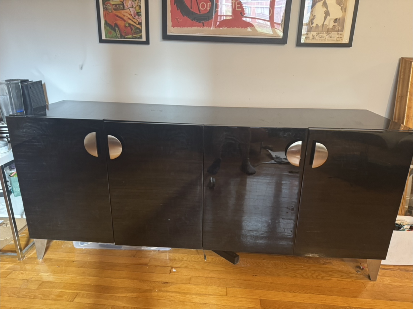 $50 Gorgeous 4 door Chest!