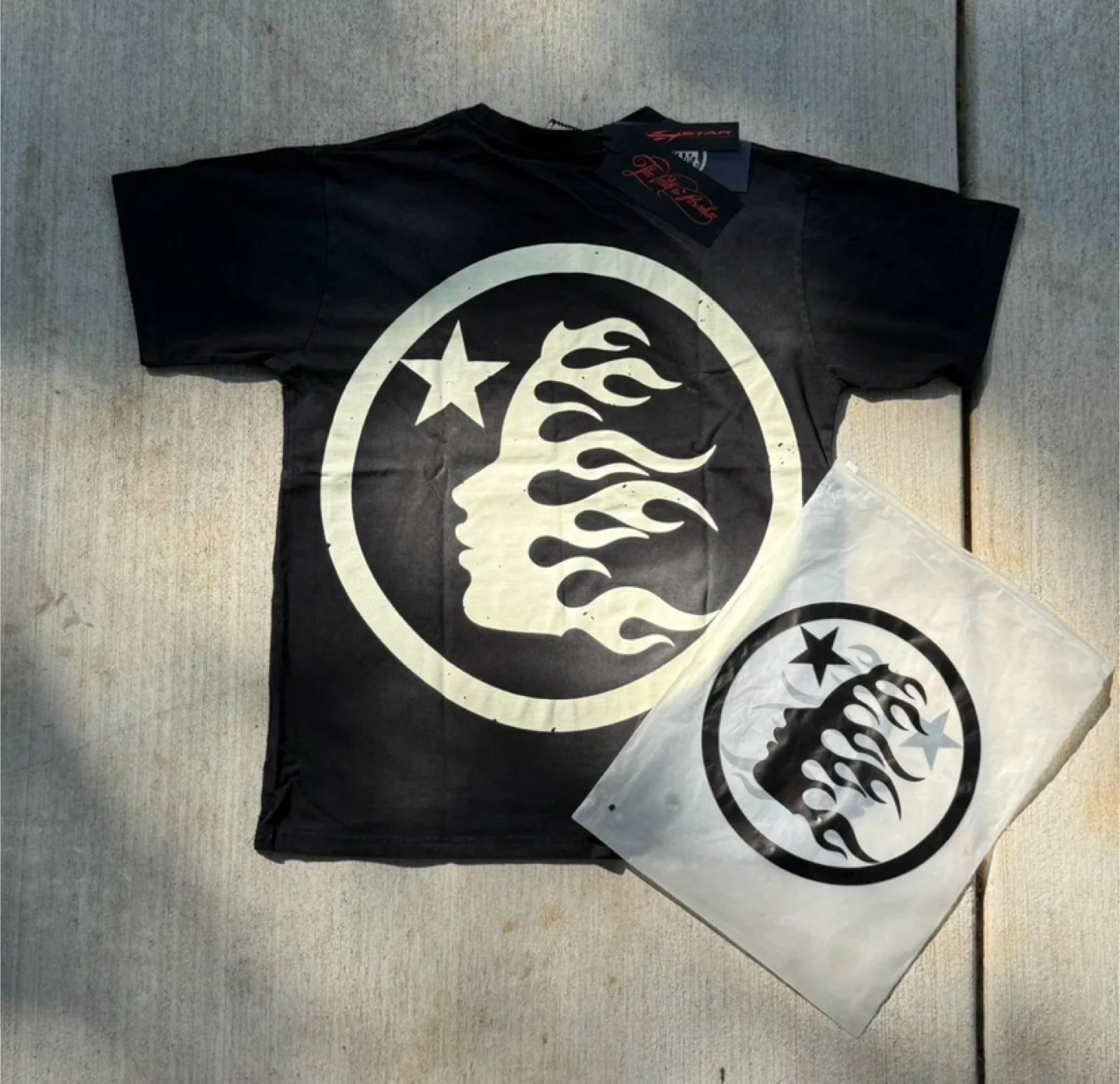 Hellstar Records Flame Logo Black T-Shirt – All Sizes image indicator(2)