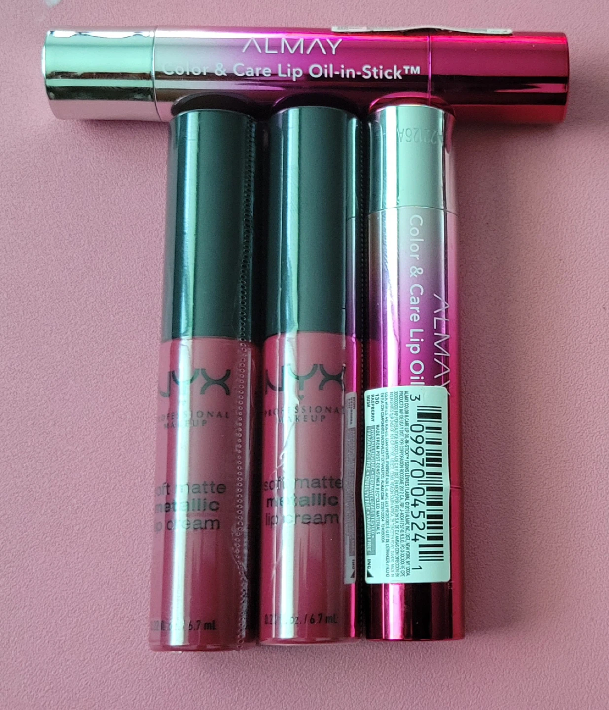 Lot de maquillage: Almay huile à lèvres + NYX crème à lèvres