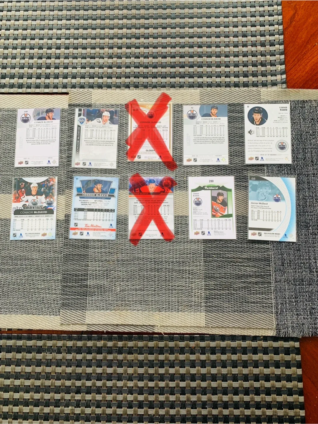 Connor McDavid Upper Deck Oilers Hockey Trading Cards image indicator(2)