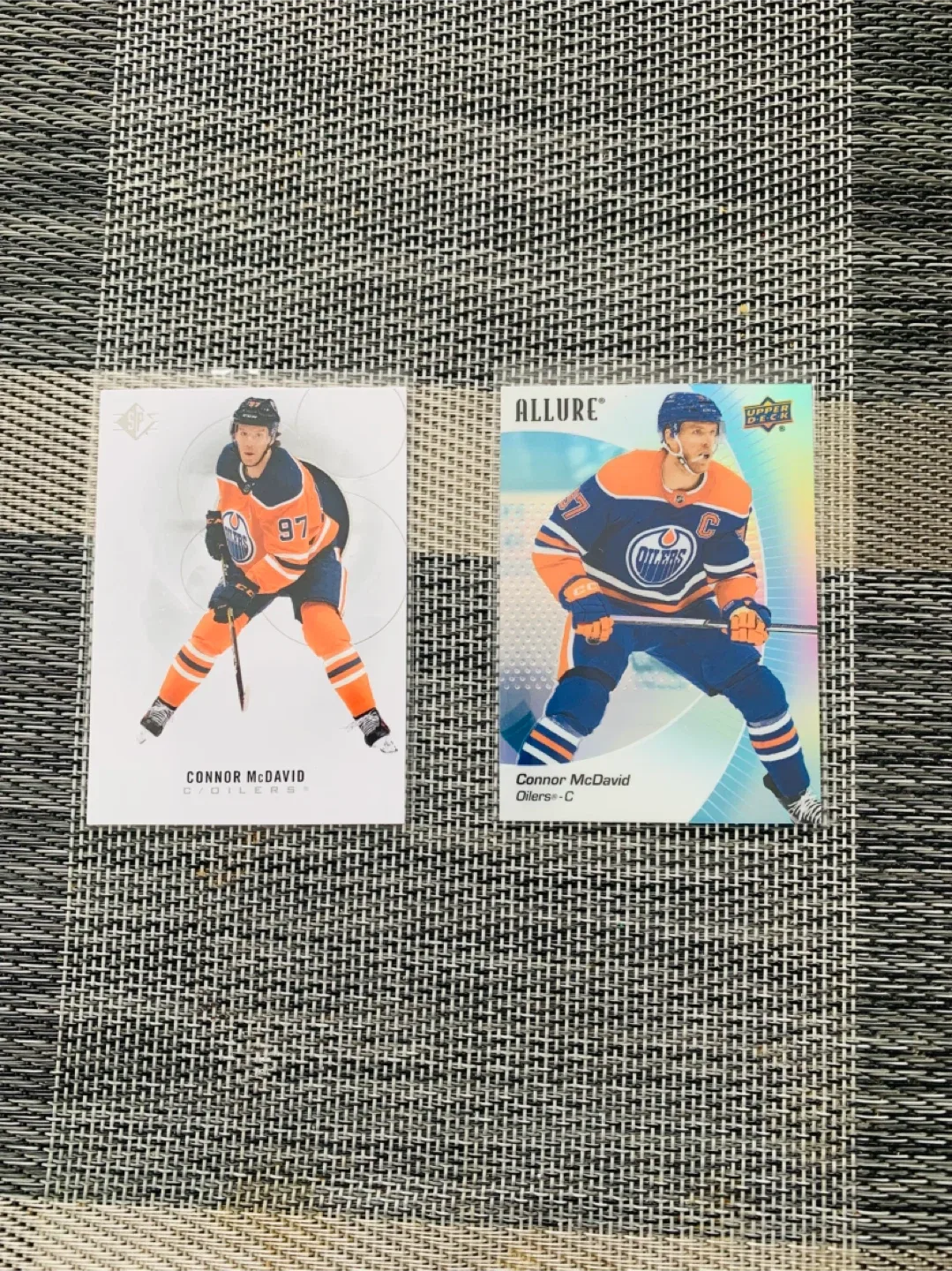 Connor McDavid Upper Deck Oilers Hockey Trading Cards image indicator(5)
