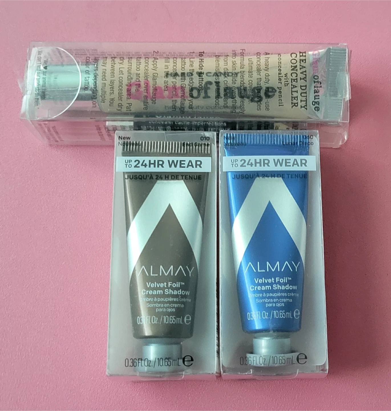 Lot de maquillage Almay et Glamoflauge