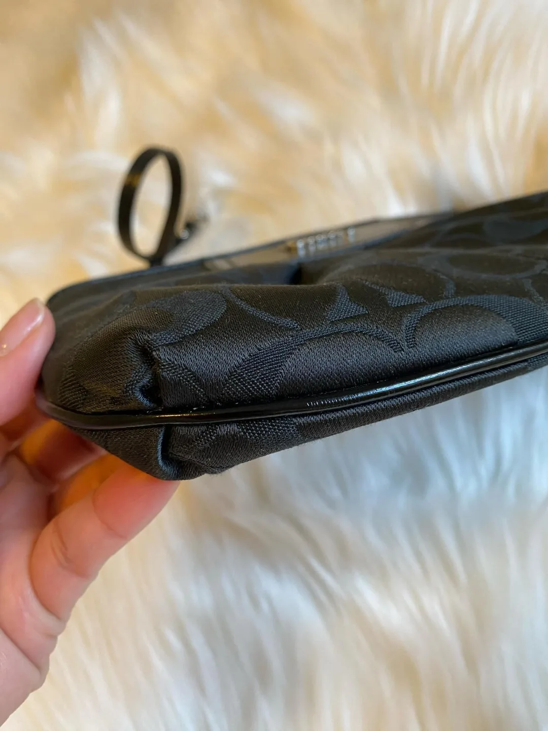 EUC - Coach Madison large Wristlet image indicator(2)