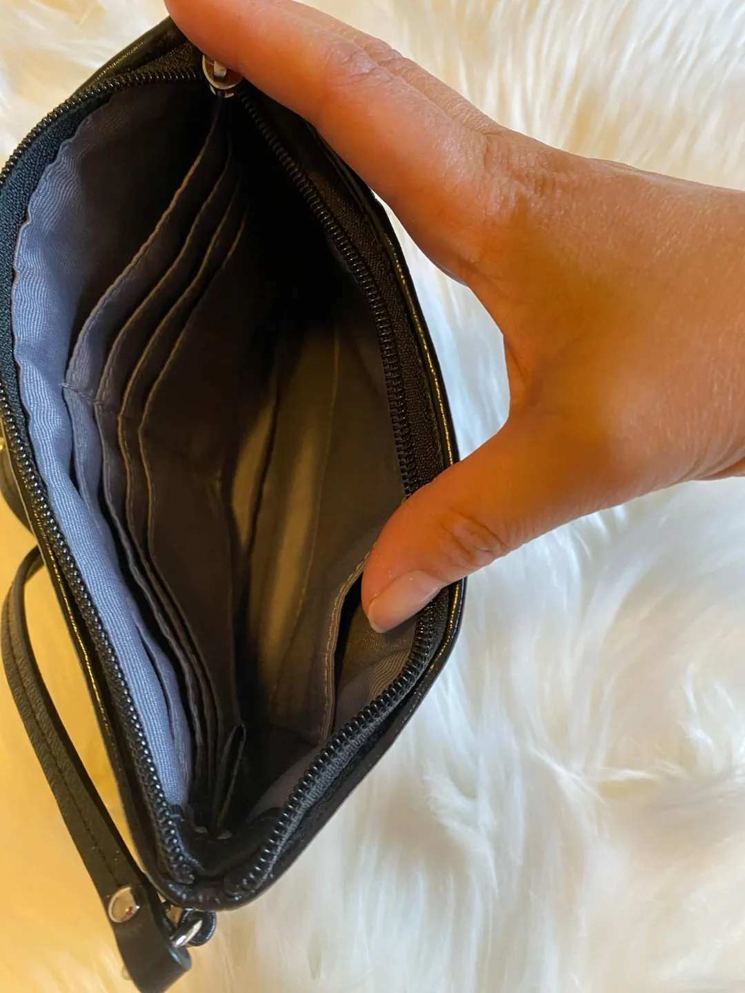 EUC - Coach Madison large Wristlet image indicator(7)