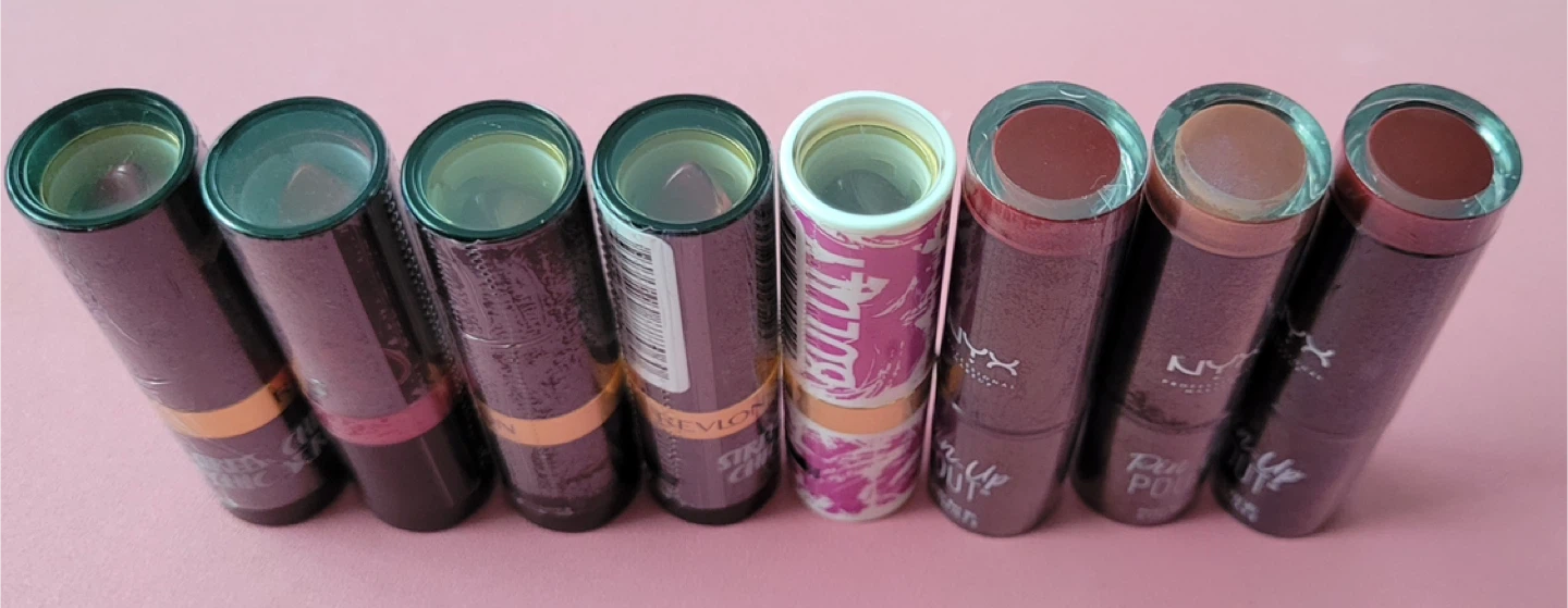 Lot de rouges à lèvres NYX, Revlon, Tarte